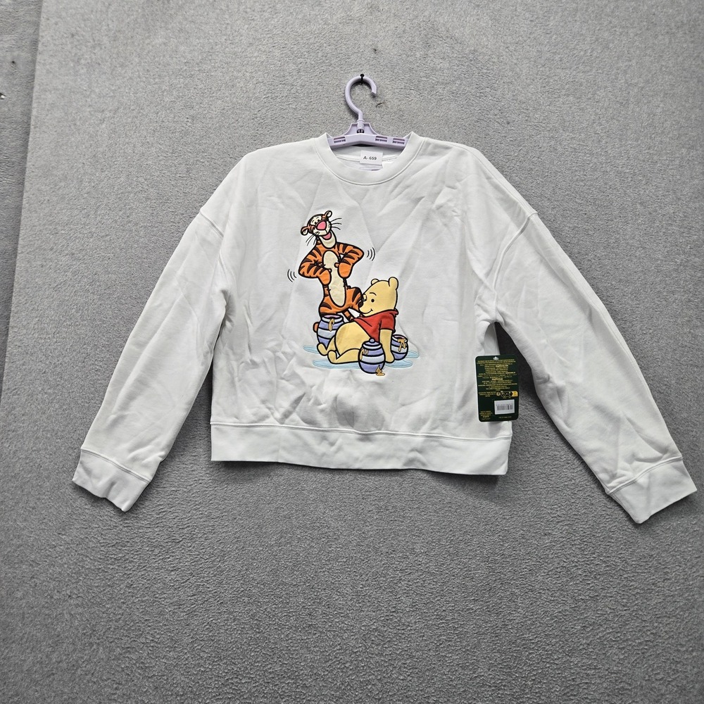 Disney Women Sweatshirt M White Graphic Fleece Winnie Pooh Whimsical Logo NWT